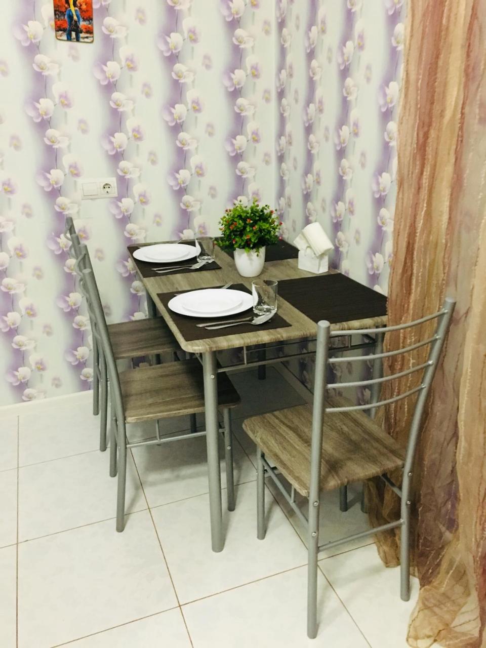 Rent Apartment In The Center Of Cherníhiv Exterior foto